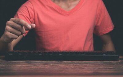 Dlaczego klawiatura odmawia posłuszeństwa i jak temu zaradzić?