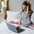 Dlaczego laptop się przegrzewa i jak go skutecznie schłodzić?
