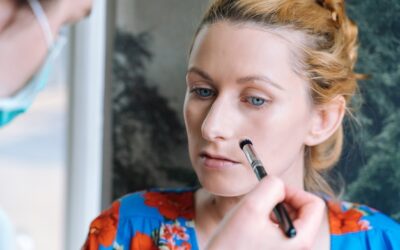Jak perfekcyjnie wykonać makijaż od podstaw?