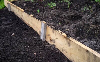 Jak głęboko powinien sięgać fundament pod ogrodzenie?