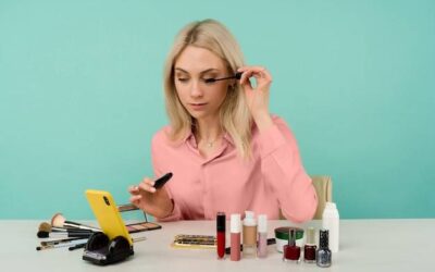 Jakie kosmetyki do makijażu warto mieć w swojej kosmetyczce?