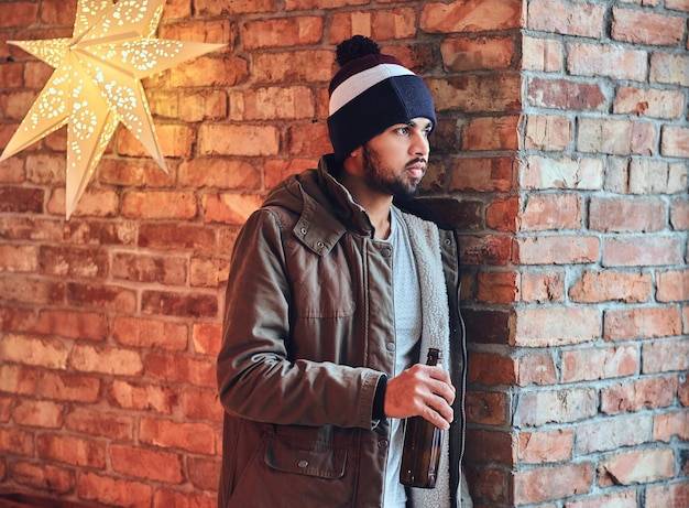 Sztuka elegancji – jak mężczyzna powinien zakładać szalik?