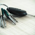 Jak odblokować bramę garażową, gdy mechanizm zawodzi?